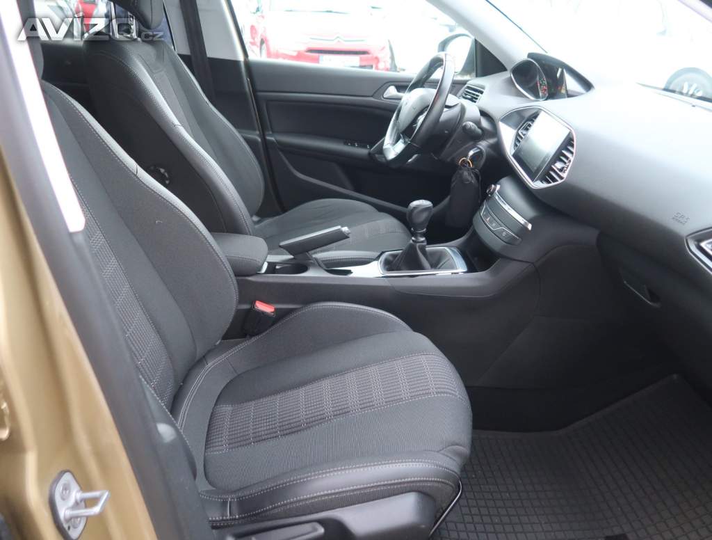 Foto inzerátu Peugeot 308 1.2 PureTech