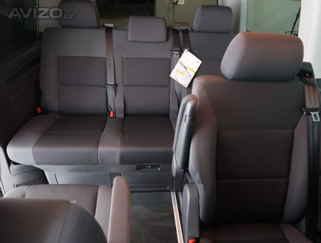 Foto inzerátu Volkswagen Multivan 2.0 TDI