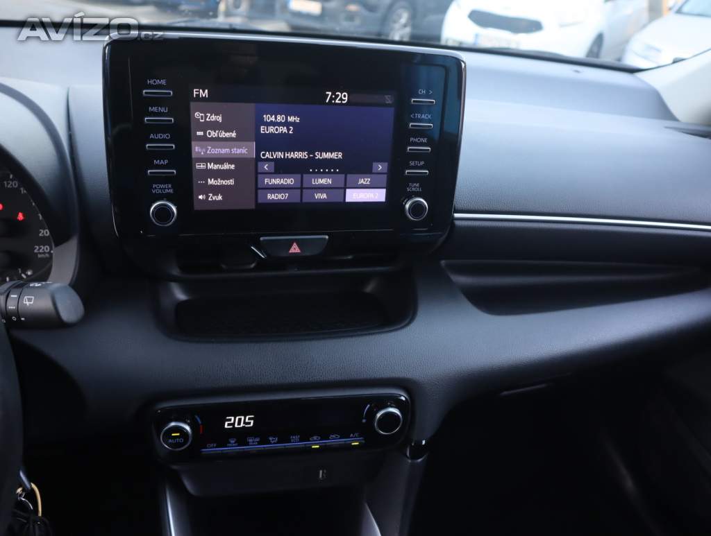 Foto inzerátu Toyota Yaris 1.5 VVT-i Hybrid