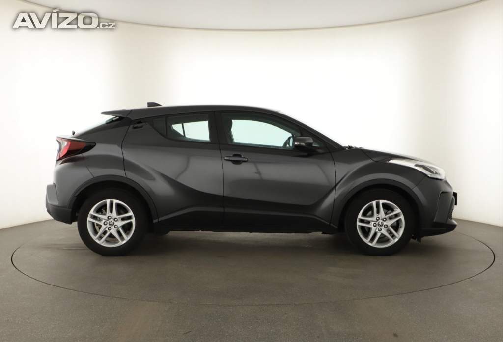 Foto inzerátu Toyota C-HR 1.8 Hybrid