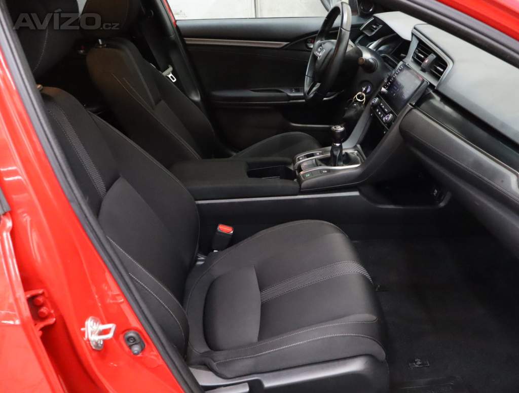 Foto inzerátu Honda Civic 1.0 VTEC Turbo