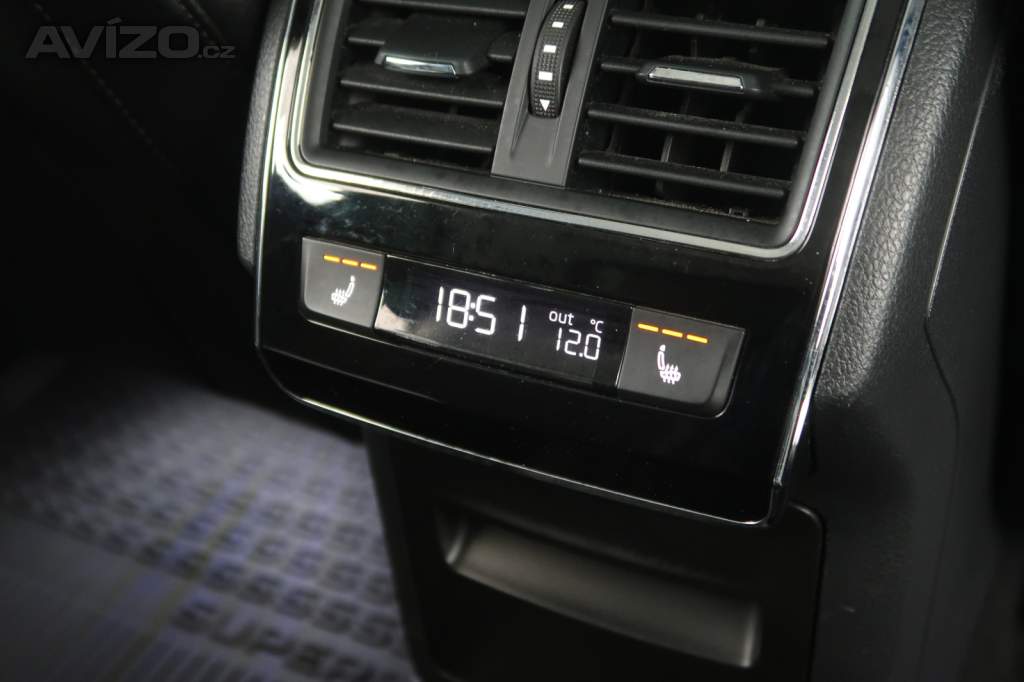 Foto inzerátu Škoda Superb 2.0 TDI