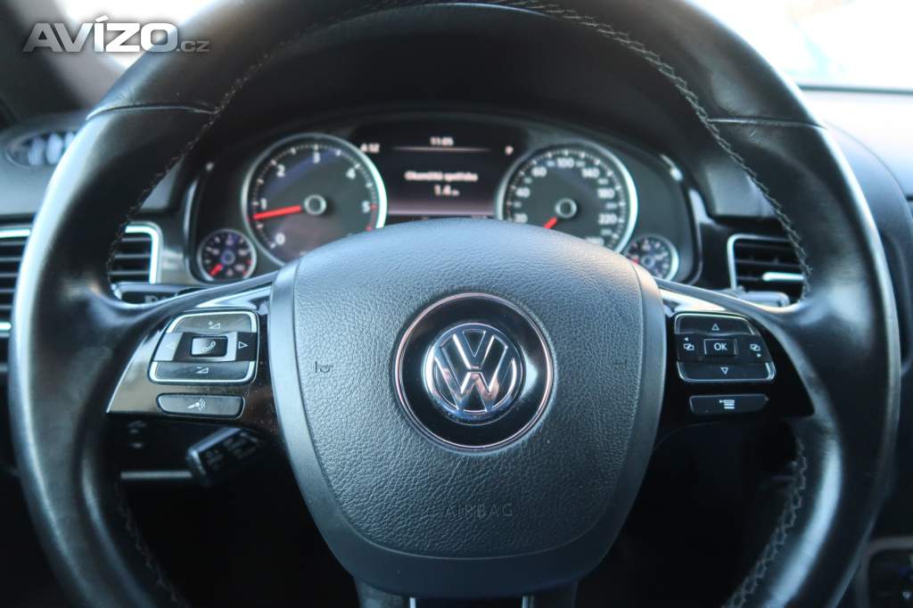 Foto inzerátu Volkswagen Touareg 4.2 V8 TDi