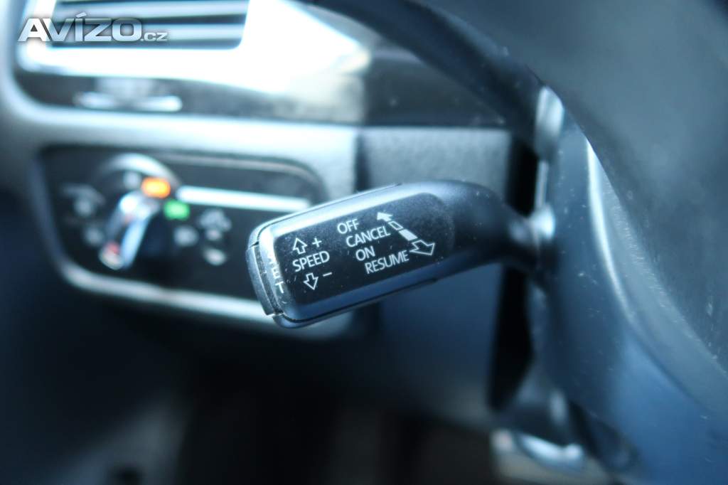 Foto inzerátu Volkswagen Touareg 4.2 V8 TDi