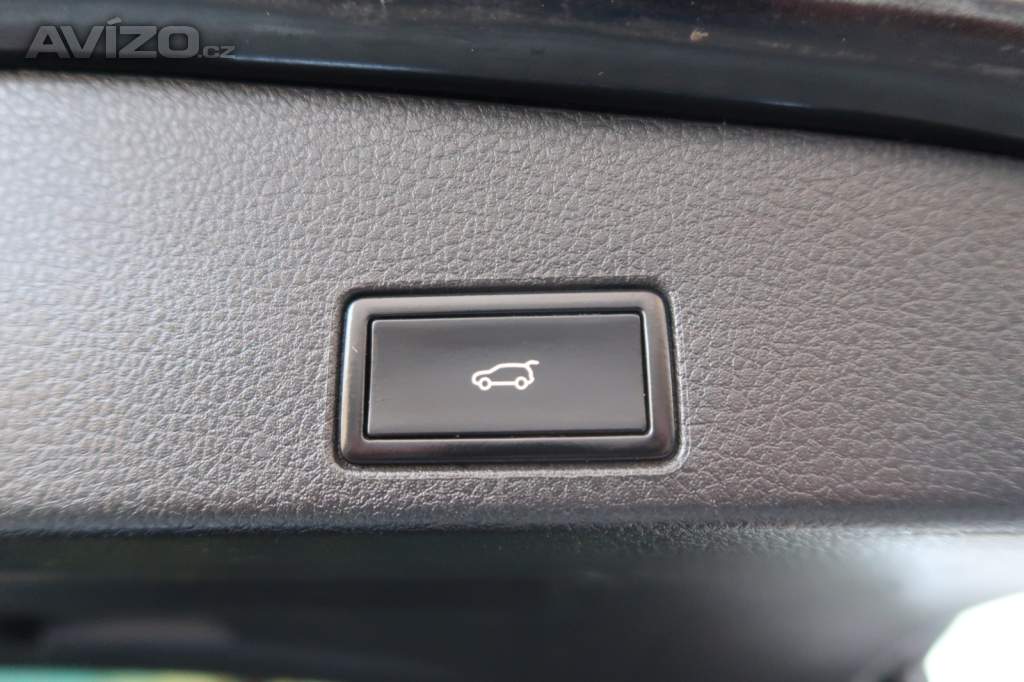 Foto inzerátu Volkswagen Touareg 4.2 V8 TDi