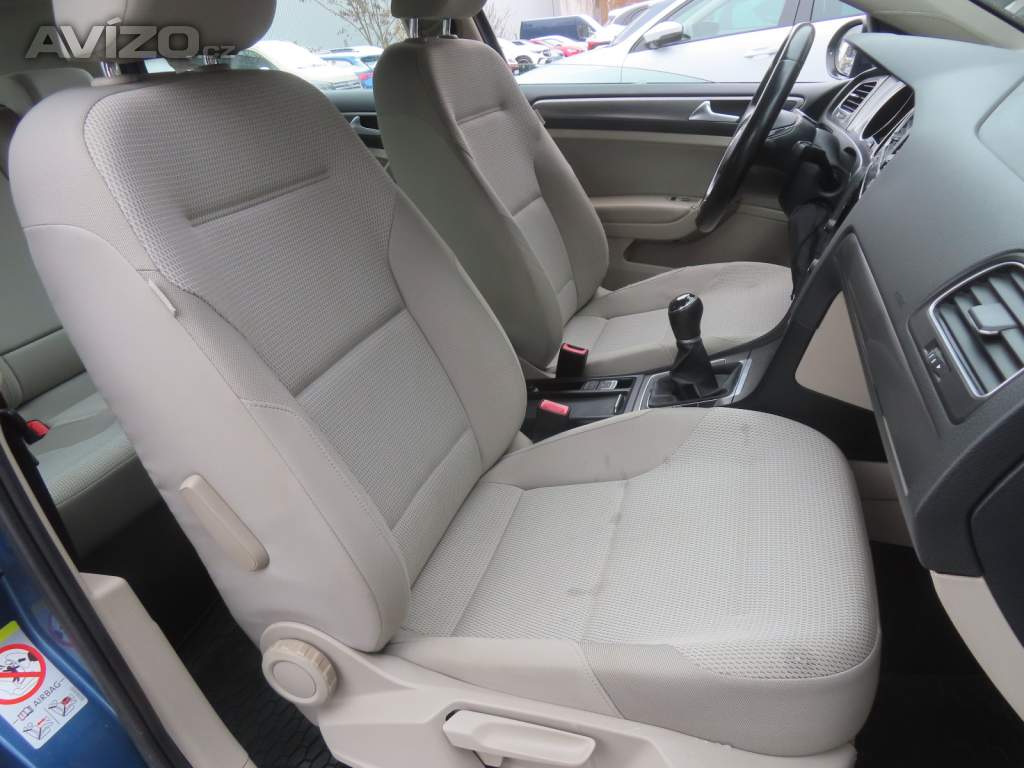 Foto inzerátu Volkswagen Golf 1.6 TDI