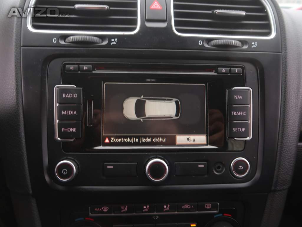 Foto inzerátu Volkswagen Golf 1.6 TDI