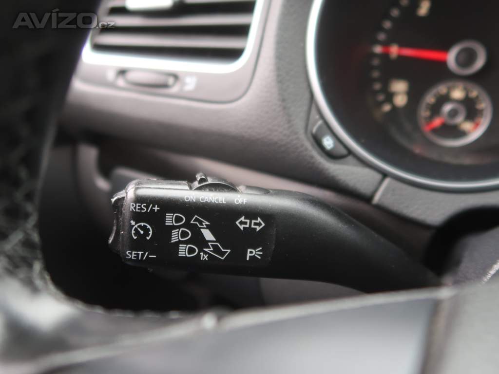 Foto inzerátu Volkswagen Golf 1.6 TDI