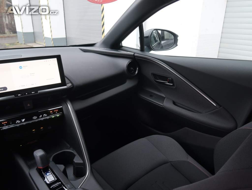 Foto inzerátu Toyota C-HR 1.8 Hybrid