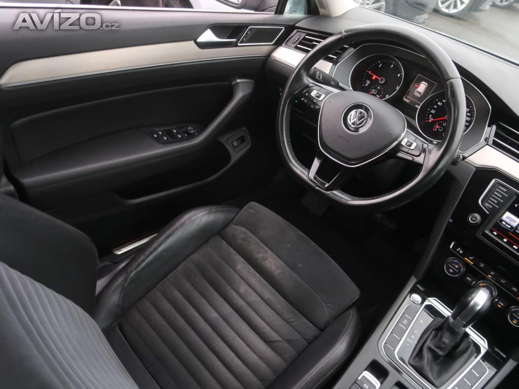 Foto inzerátu Volkswagen Passat 2.0 TDI