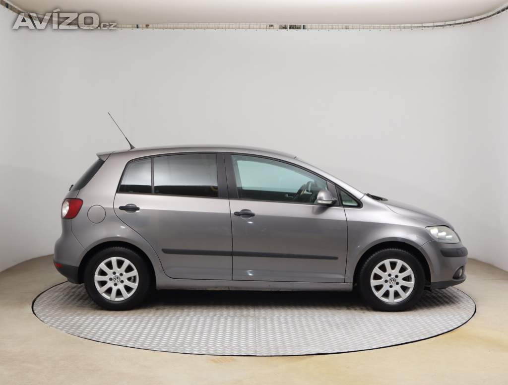 Foto inzerátu Volkswagen Golf 2.0 TDI