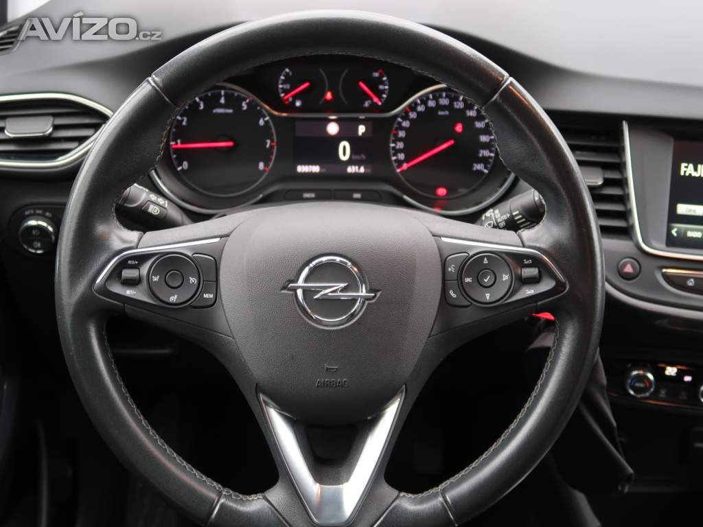 Foto inzerátu Opel Crossland 1.2 Turbo