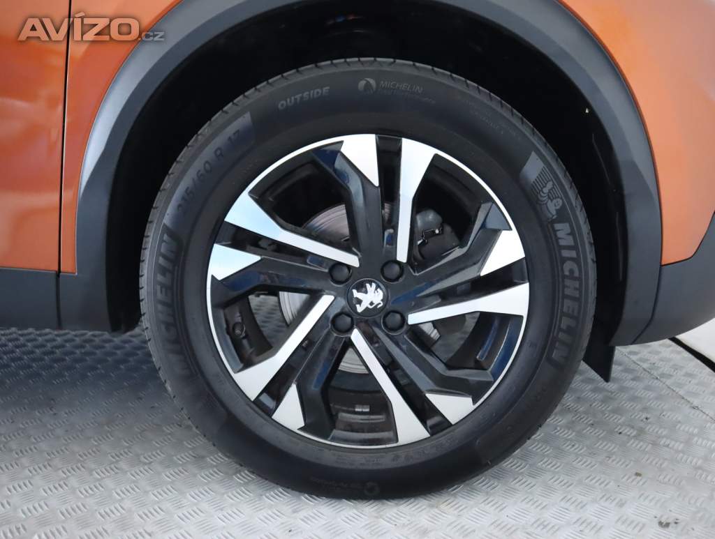 Foto inzerátu Peugeot 2008 1.2 PureTech