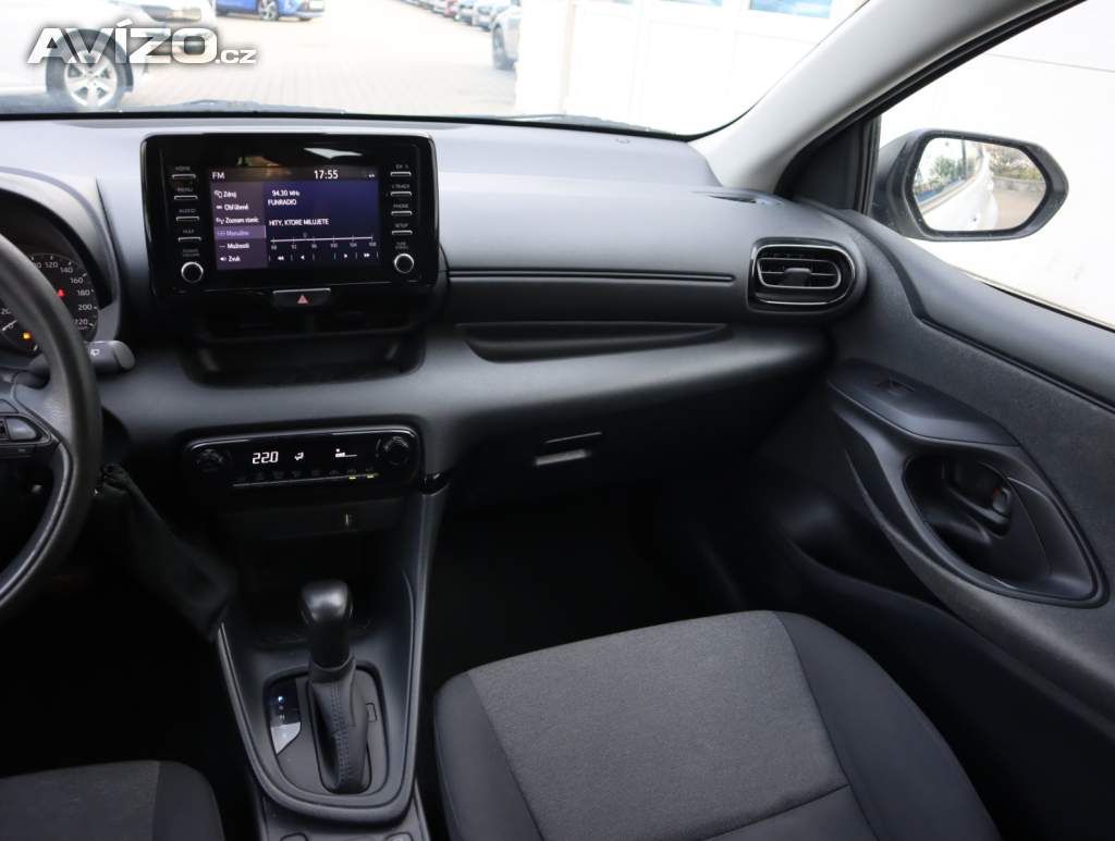 Foto inzerátu Toyota Yaris 1.5 VVT-i Hybrid