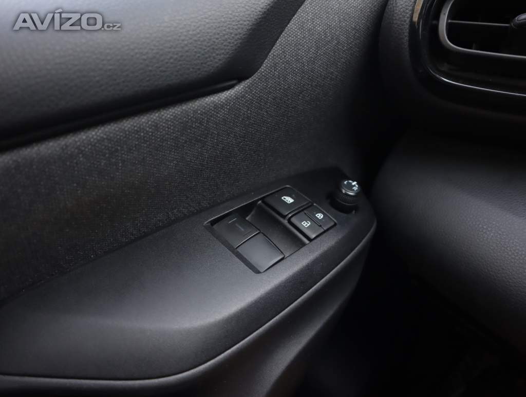 Foto inzerátu Toyota Yaris 1.5 VVT-i Hybrid