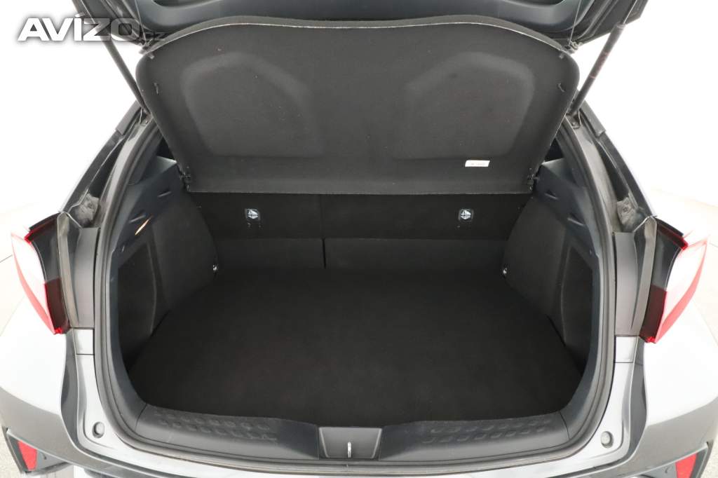 Foto inzerátu Toyota C-HR 1.8 Hybrid