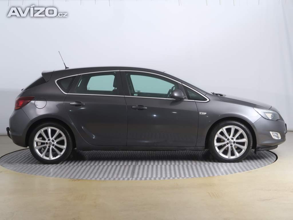 Foto inzerátu Opel Astra 1.6 16V