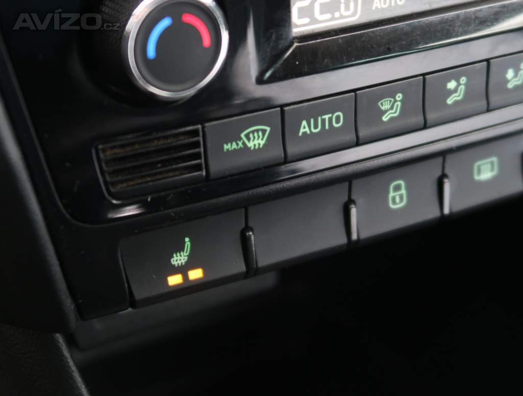 Foto inzerátu Škoda Rapid 1.0 TSI