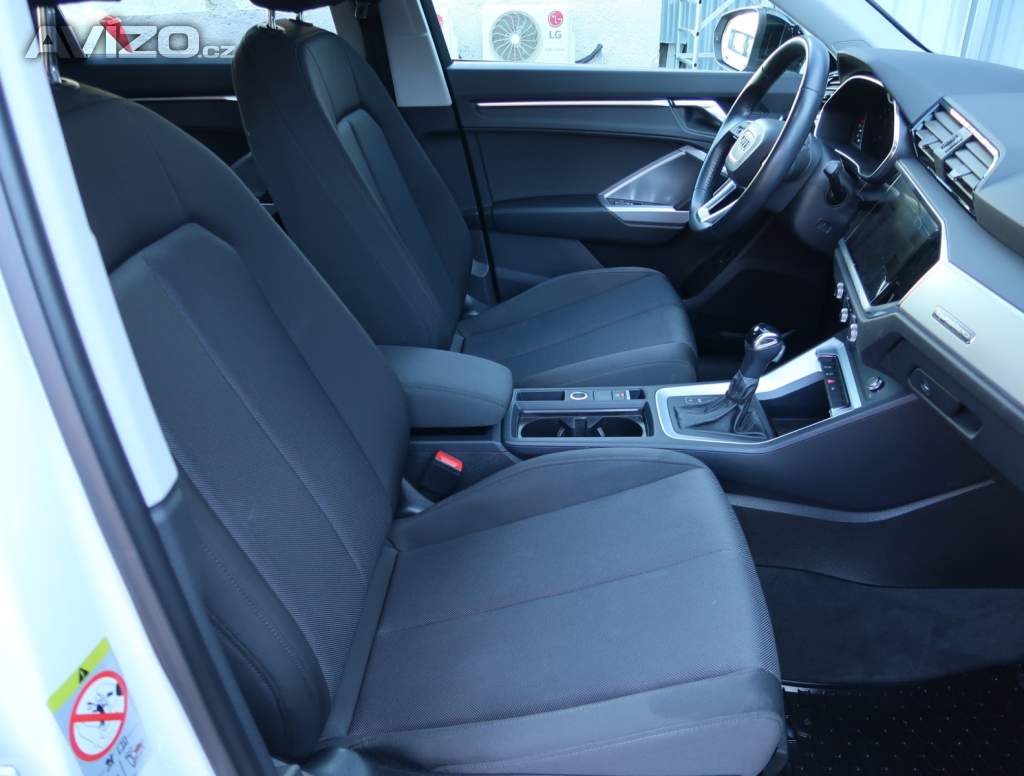 Foto inzerátu Audi Q3 40 TFSI