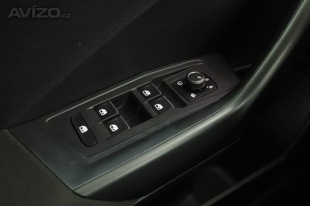 Foto inzerátu Volkswagen T-Roc 1.5 TSI