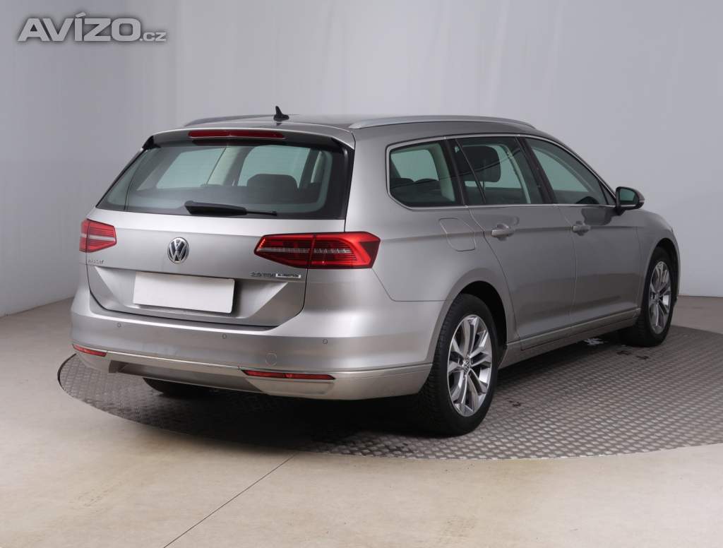 Foto inzerátu Volkswagen Passat 2.0 TDI
