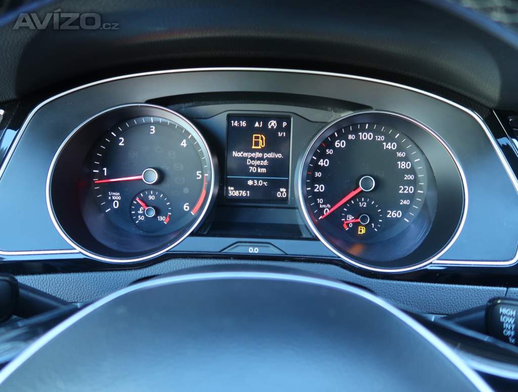 Foto inzerátu Volkswagen Passat 2.0 TDI