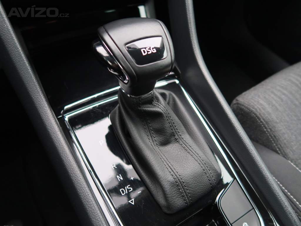 Foto inzerátu Škoda Karoq 1.5 TSI