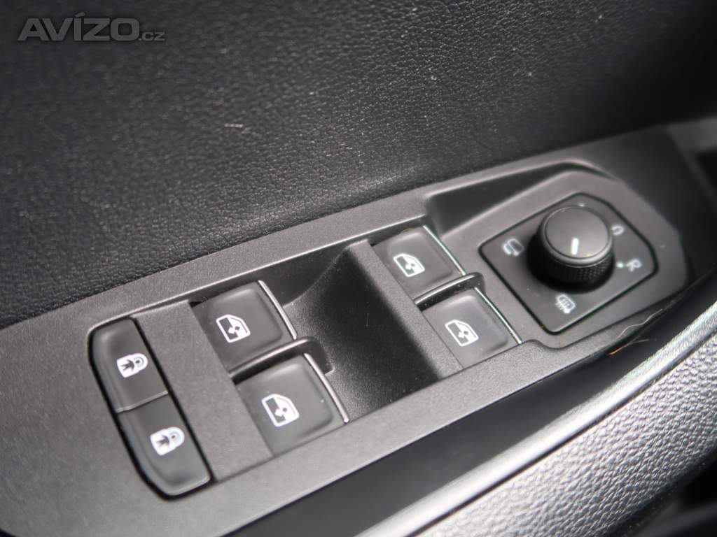 Foto inzerátu Škoda Karoq 1.5 TSI