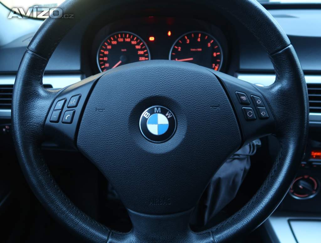 Foto inzerátu BMW Řada 3 325 i