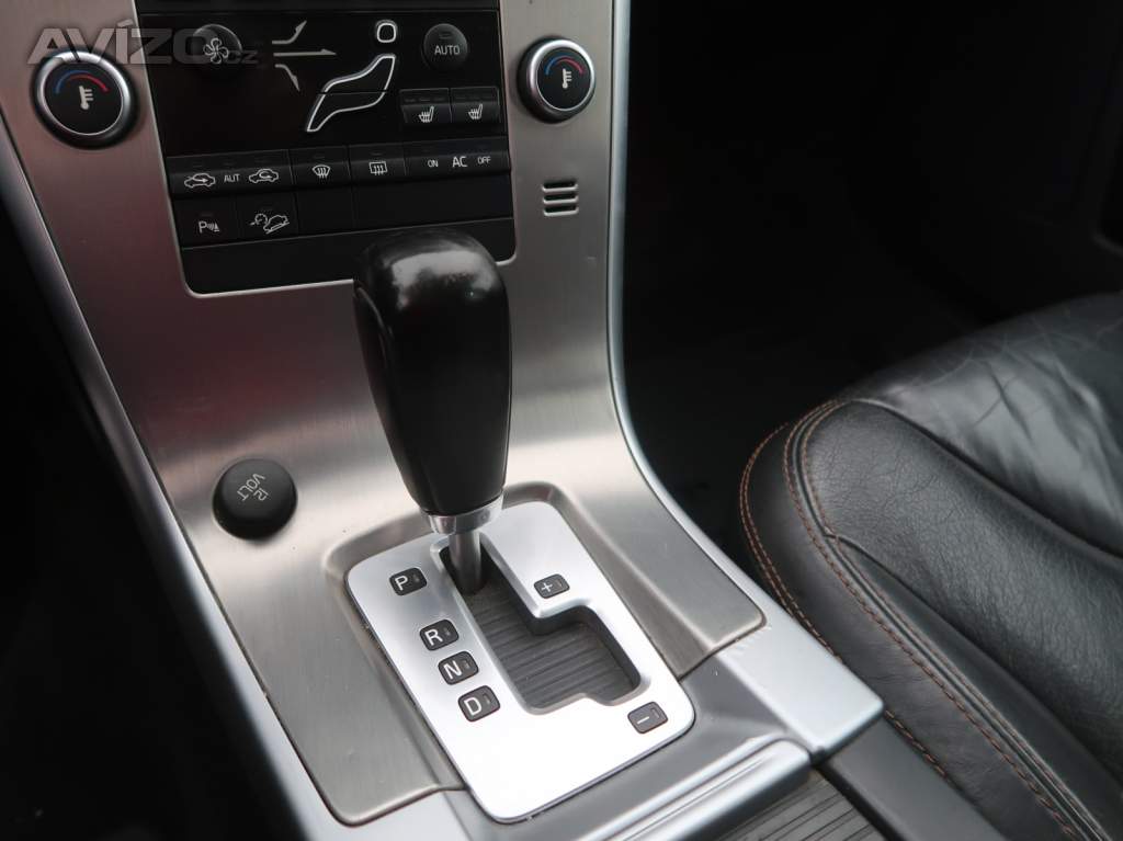 Foto inzerátu Volvo XC60 D5