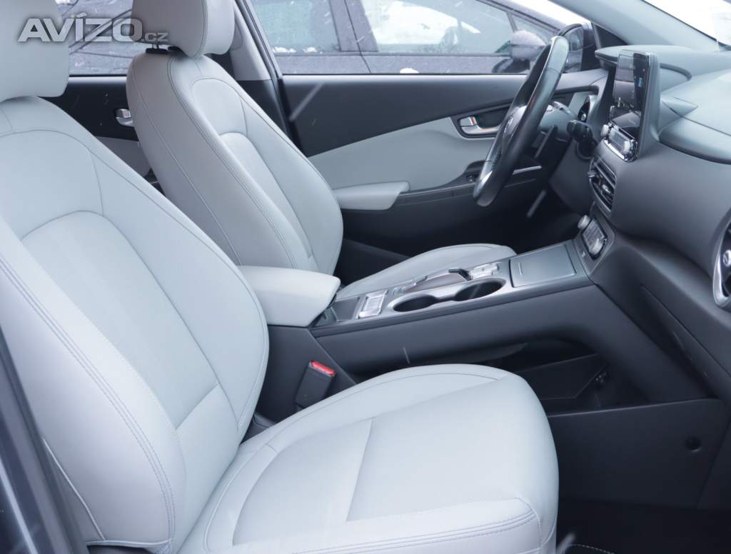 Foto inzerátu Hyundai Kona Electric 64 kWh