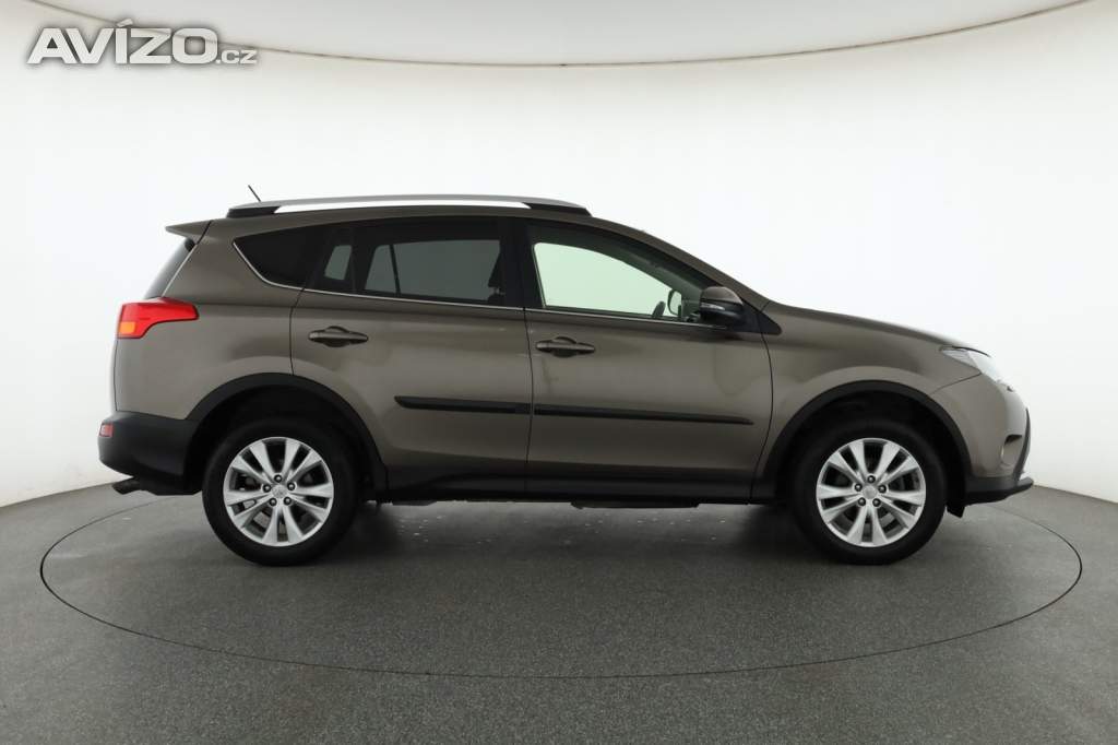Foto inzerátu Toyota Rav4 2.2 D-4D