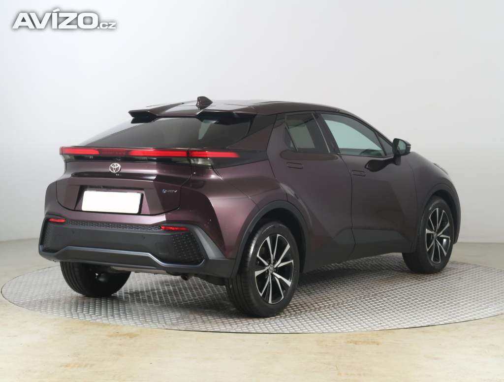 Foto inzerátu Toyota C-HR 1.8 Hybrid
