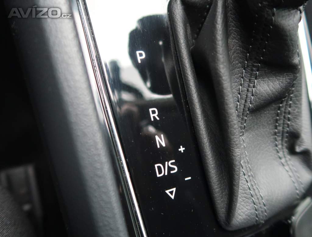 Foto inzerátu Škoda Karoq 1.5 TSI