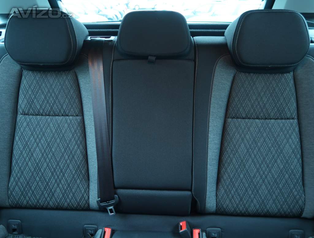 Foto inzerátu Škoda Karoq 1.5 TSI