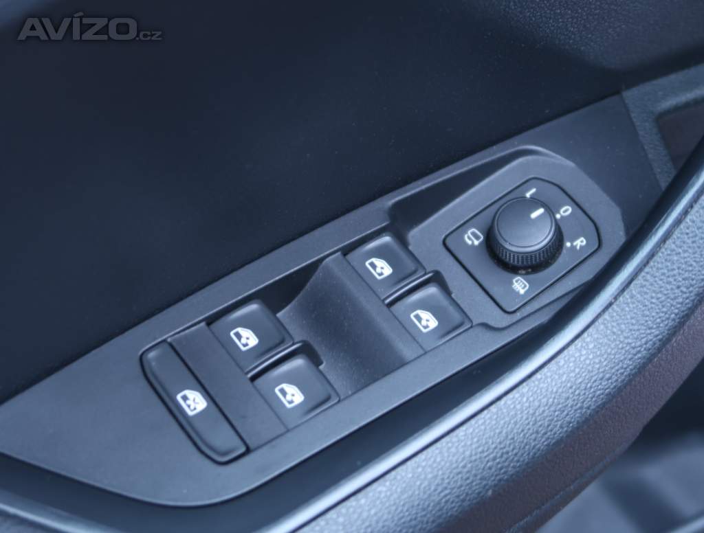 Foto inzerátu Škoda Karoq 1.5 TSI