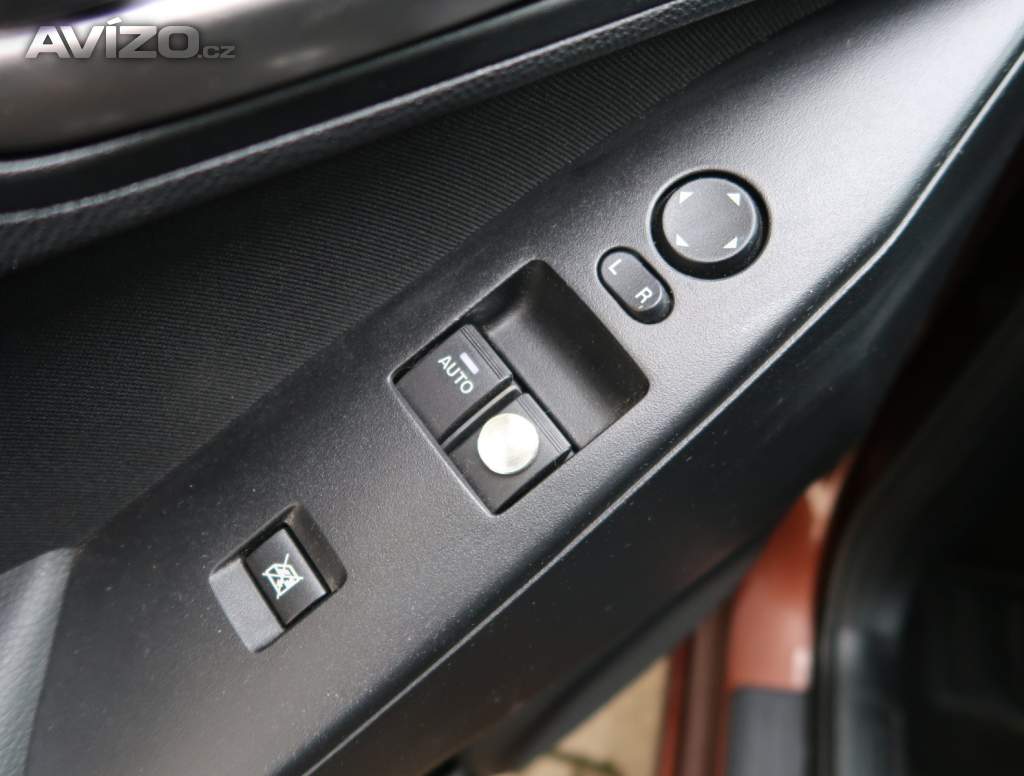 Foto inzerátu Mazda 3 1.6