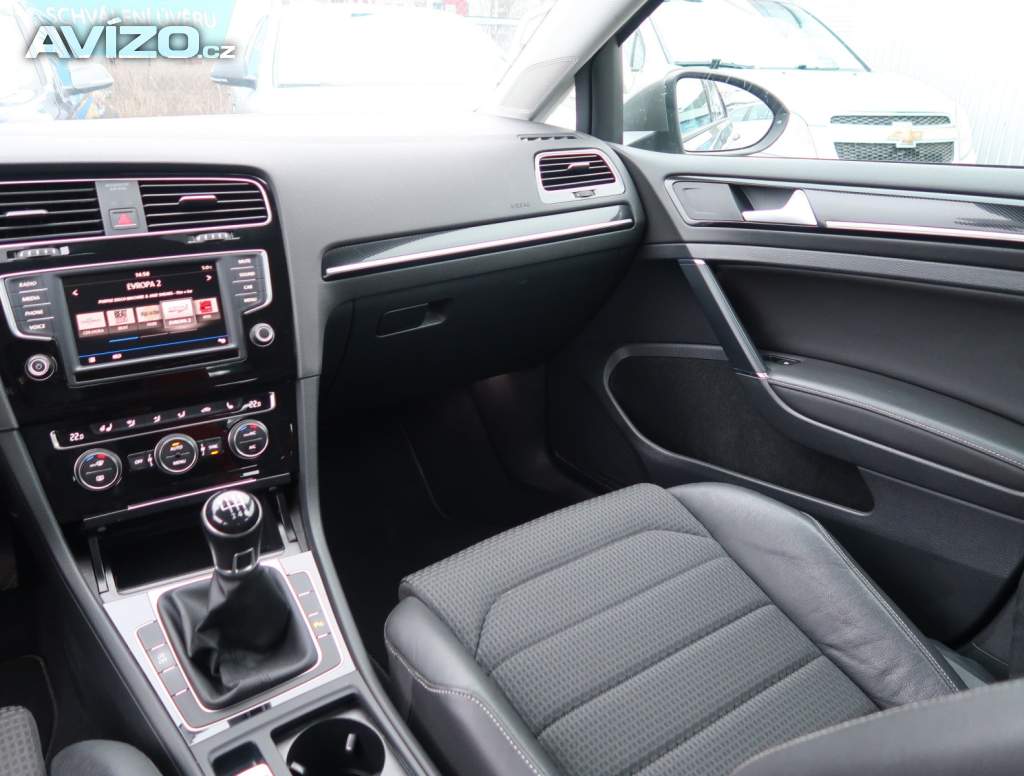 Foto inzerátu Volkswagen Golf 1.4 TSI