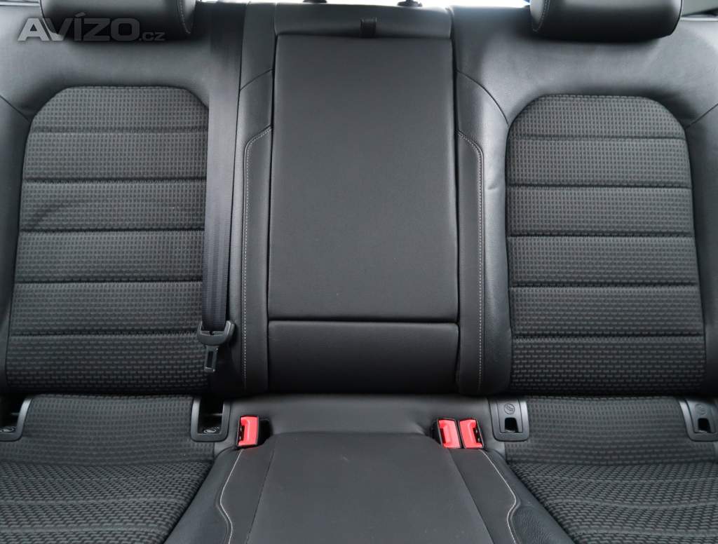 Foto inzerátu Volkswagen Golf 1.4 TSI