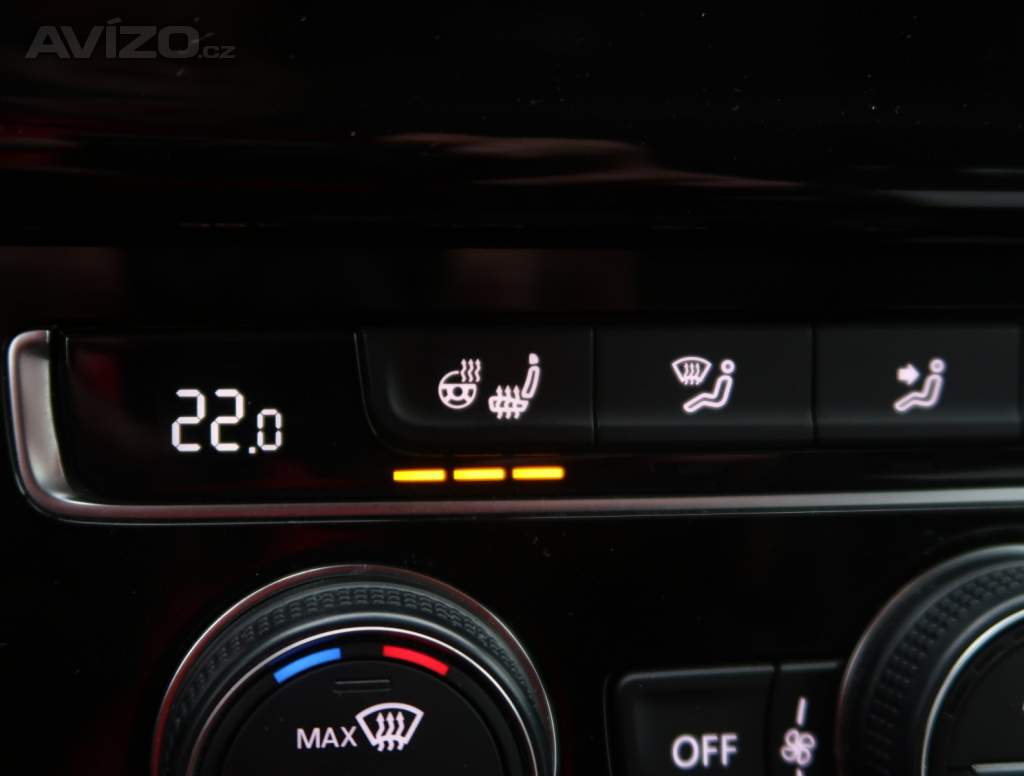 Foto inzerátu Volkswagen Golf 1.4 TSI