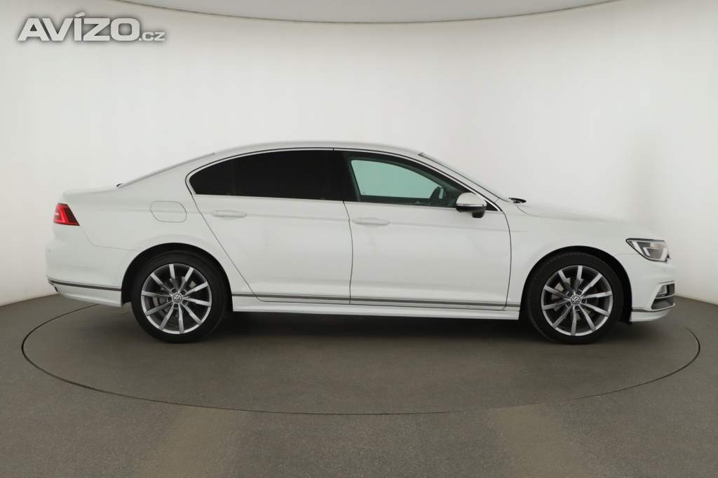 Foto inzerátu Volkswagen Passat 2.0 TDI