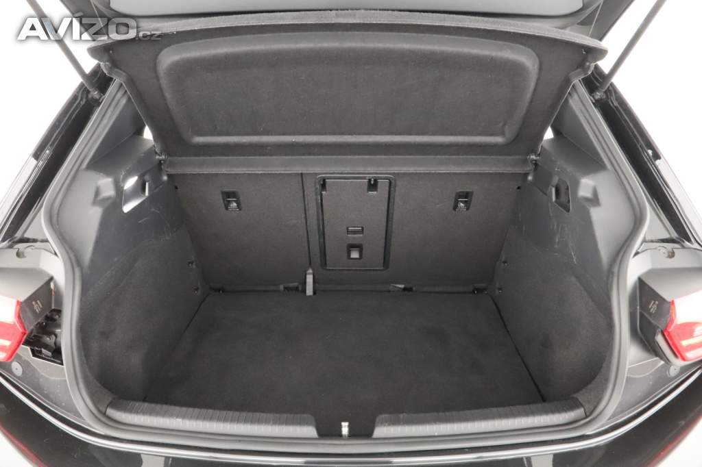 Foto inzerátu Volkswagen ID.3 1st (62 kWh)