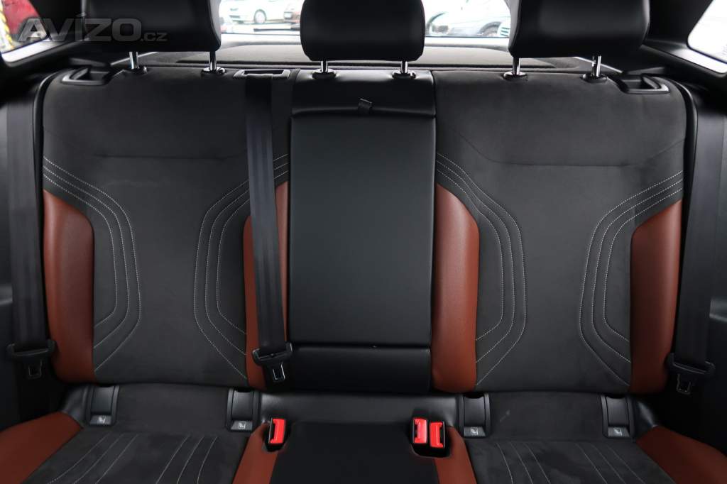 Foto inzerátu Volkswagen ID.4 Pro Perf. (82 kWh)