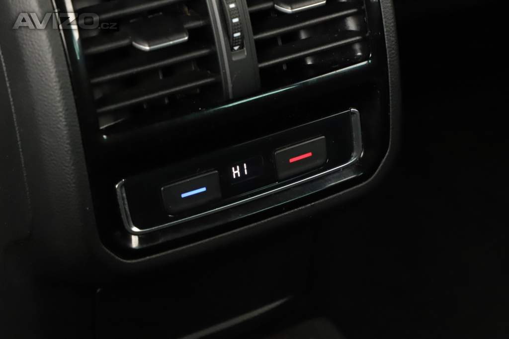 Foto inzerátu Volkswagen Passat 2.0 TDI