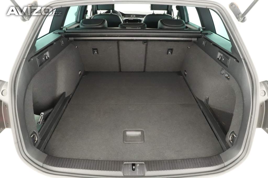 Foto inzerátu Volkswagen Passat 2.0 TDI