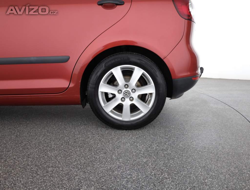 Foto inzerátu Volkswagen Golf 1.6