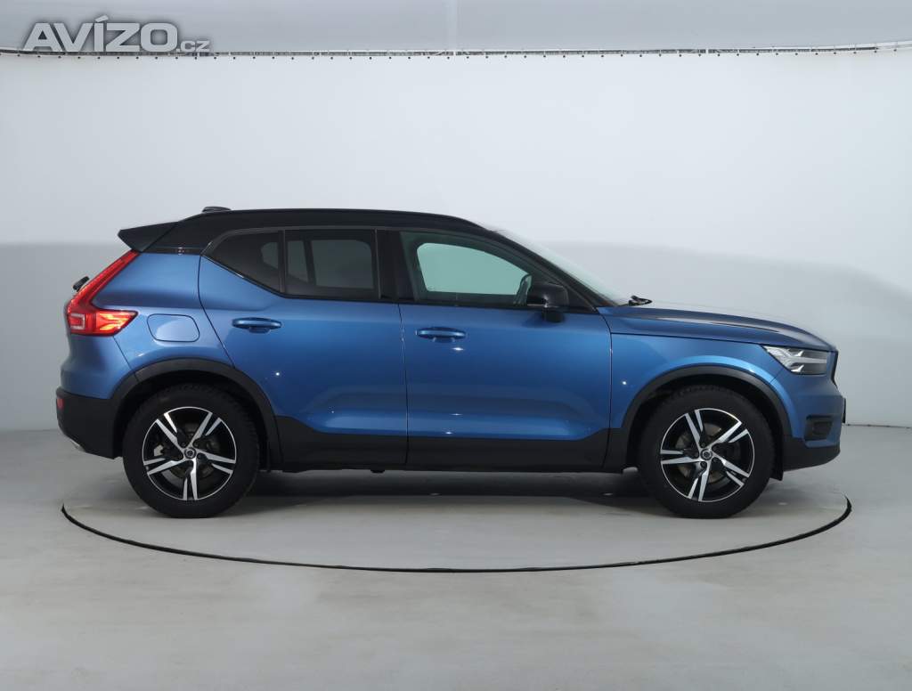 Foto inzerátu Volvo XC40 D4 AWD