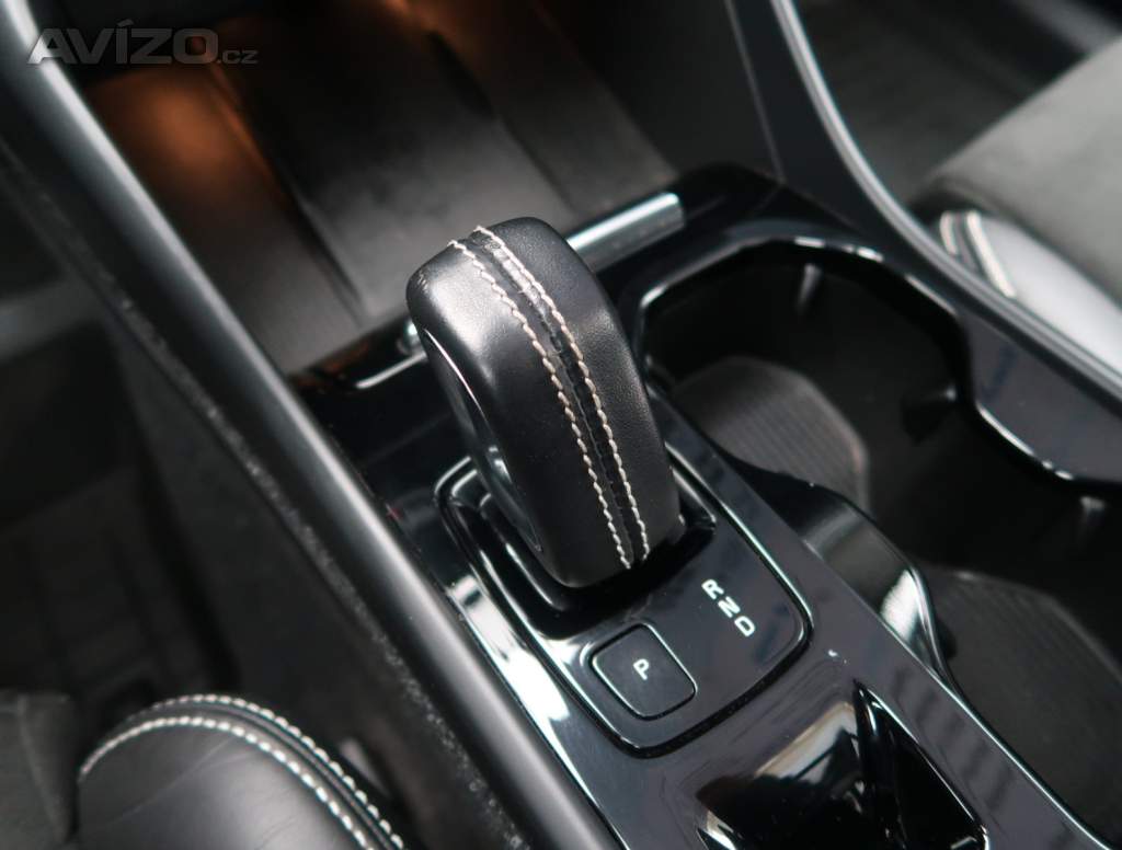 Foto inzerátu Volvo XC40 D4 AWD