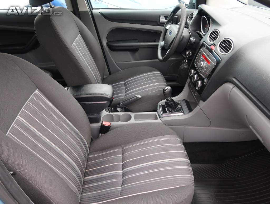 Foto inzerátu Ford Focus 1.6 i