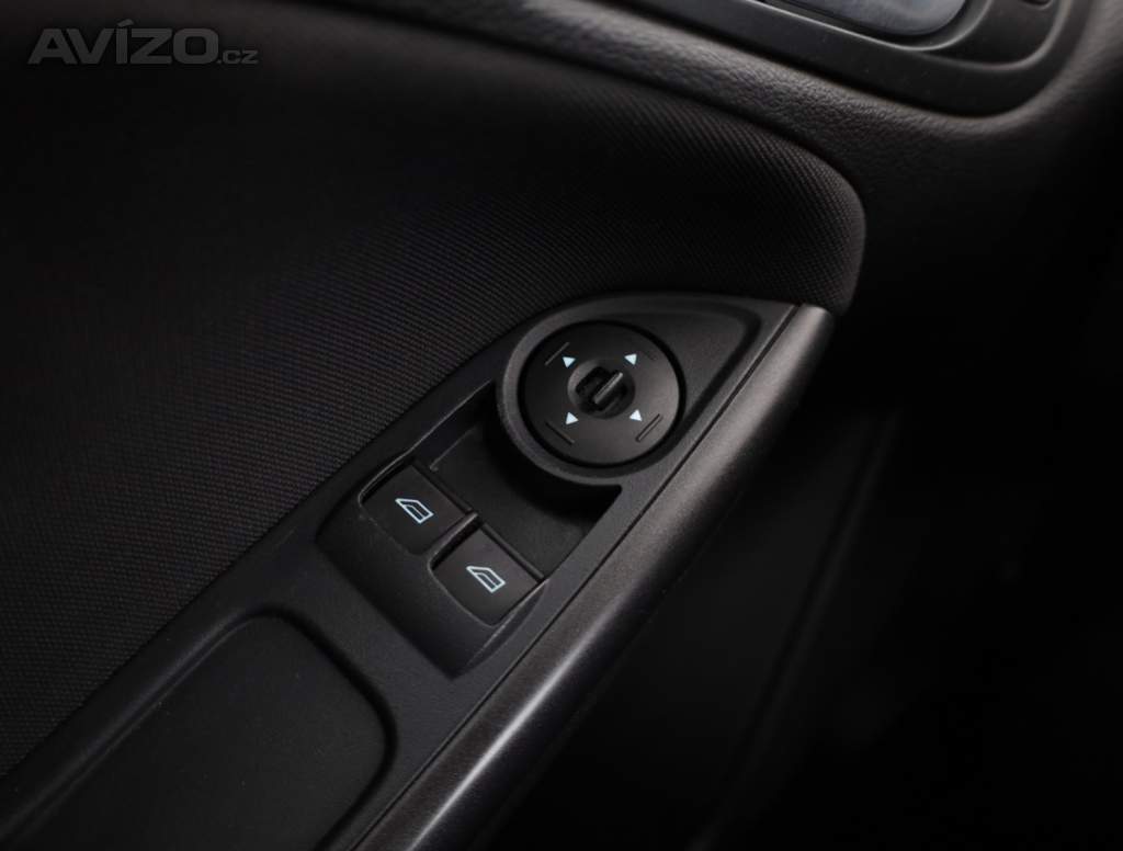 Foto inzerátu Ford Focus 1.6 i